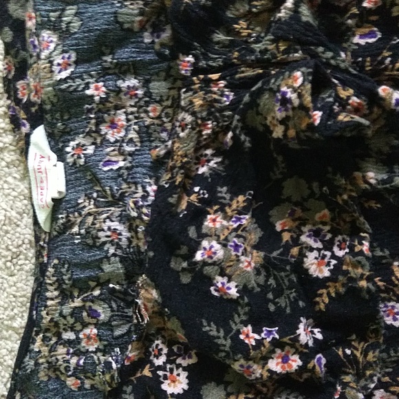Floral Romper - Picture 3 of 3